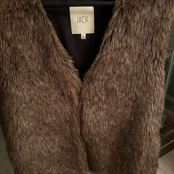 Jack by Steve Madden faux fur vest - Picture 3 of 3